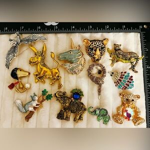 Lot 12 VTG Style Animal Brooches Rhinestone Enamel Elephant Donkey Snoopy Bear